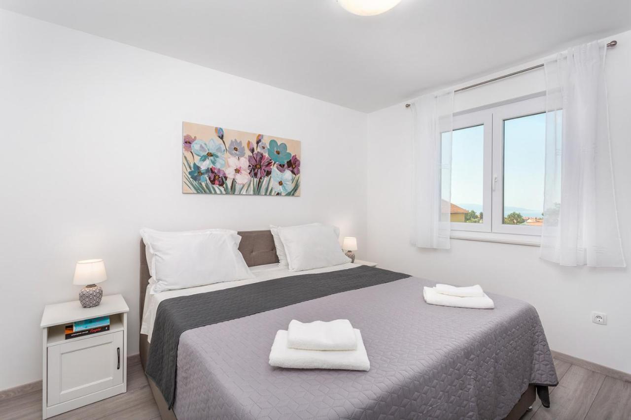 Kvarner Bay - Apartments 2 & 4 Rijeka Ngoại thất bức ảnh